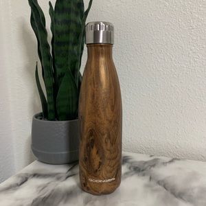 Godinger water bottle
